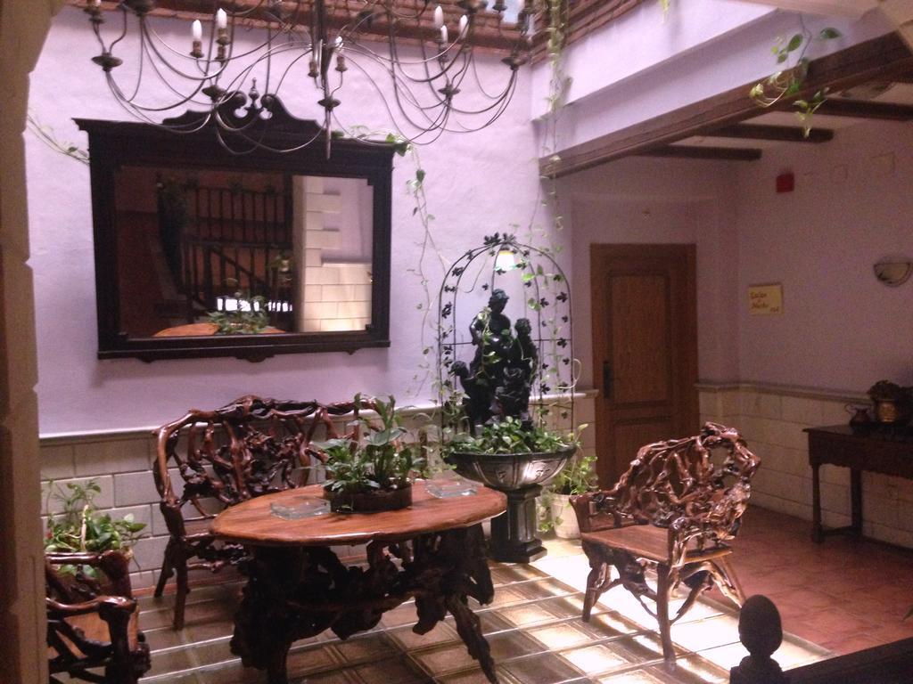 Hotel El Mano Huescar Ngoại thất bức ảnh