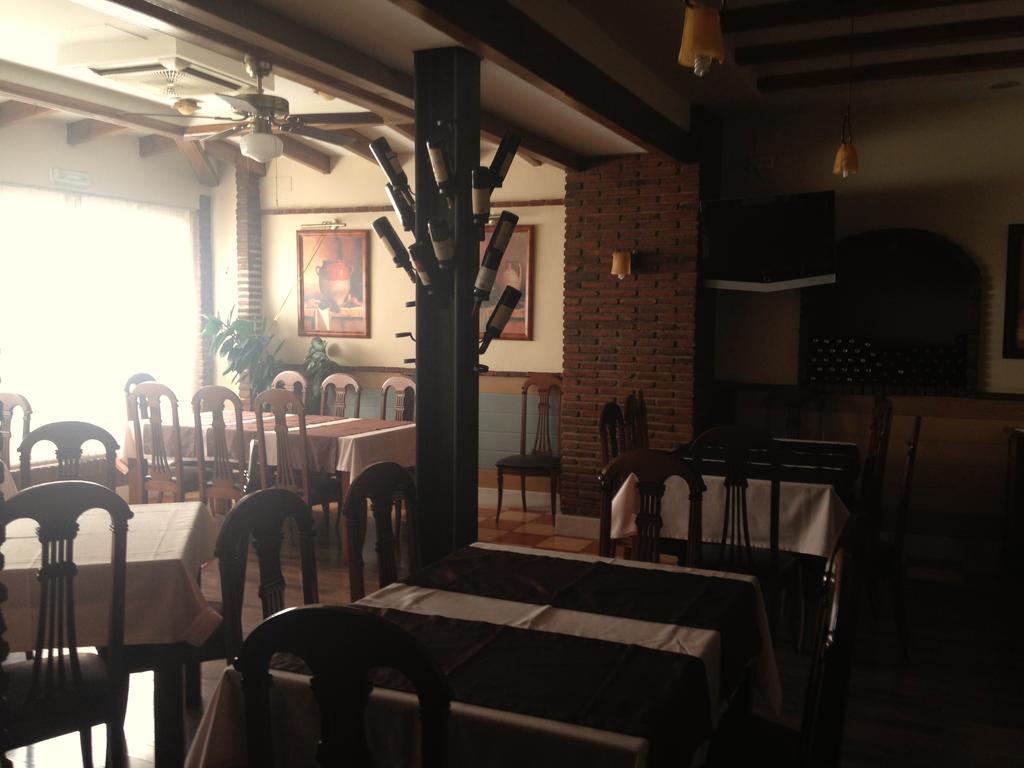 Hotel El Mano Huescar Ngoại thất bức ảnh
