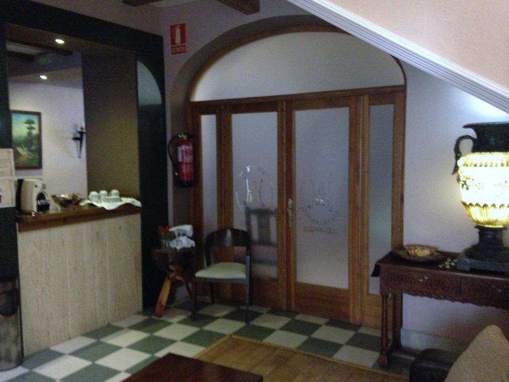 Hotel El Mano Huescar Ngoại thất bức ảnh